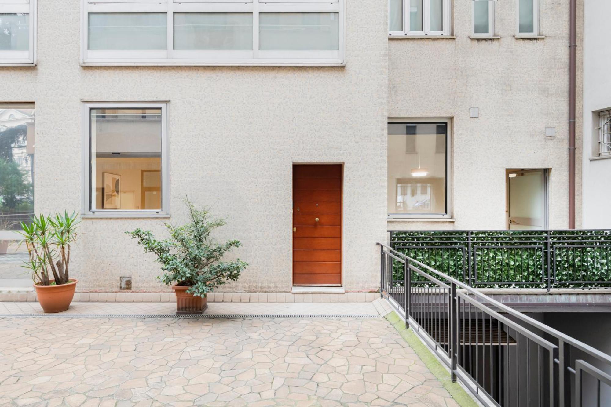 Relstay - Montenapoleone Mailand Exterior foto